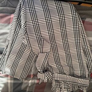 SHEIN Monochrome Checkered Pants